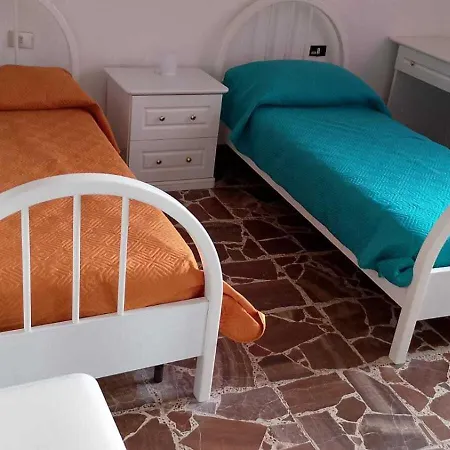 Casa Is Sarais Tatil Evi *